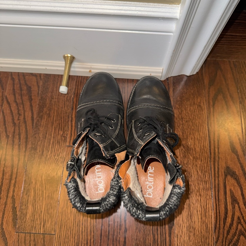 Biotime Winter/Fall boots - Picture 4 of 6
